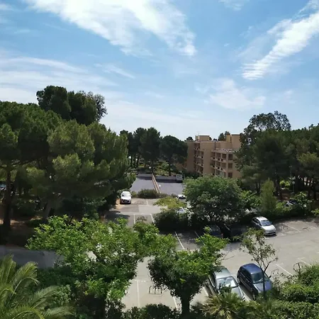 T2 + - Classe 3 Etoiles * Bormes-les-Mimosas